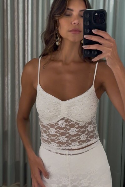 FotoConjunto top e saia renda Botik