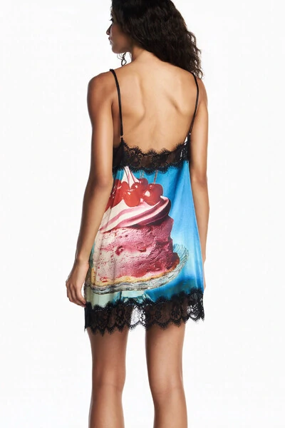 FotoVestido curto cetim cherry cake