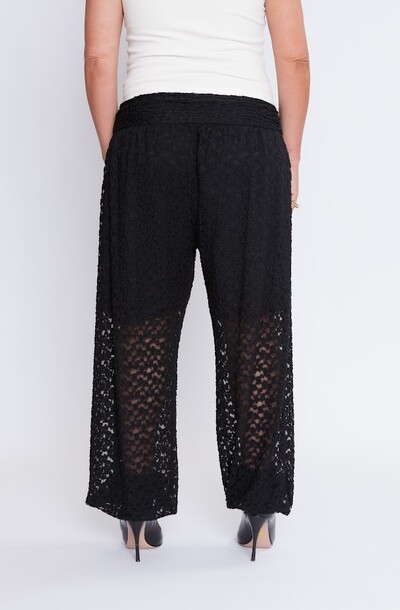 FotoCalça Renda Aladim Botik