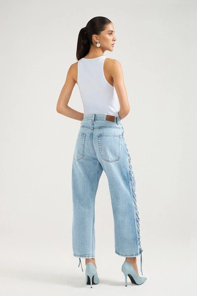 FotoCalça 90's Laces Jeans