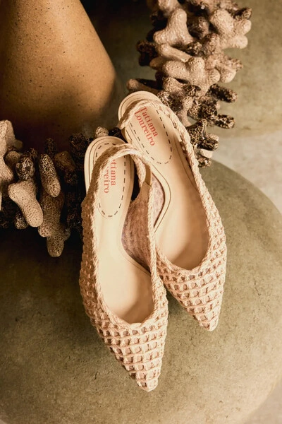 Foto Scarpin Slingback ponto Trico