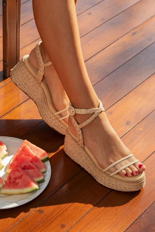 Sandália Flatform Tule