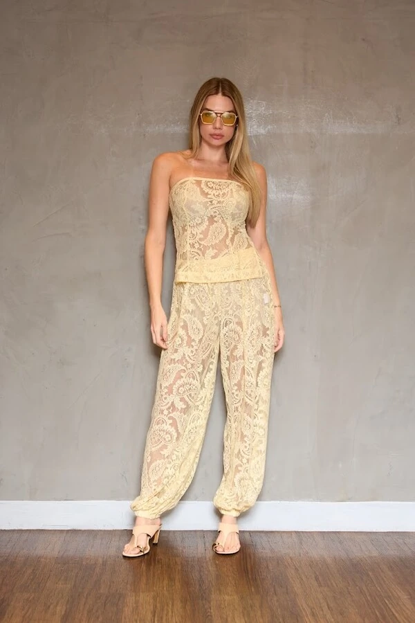 Top tomara que caia renda Botik