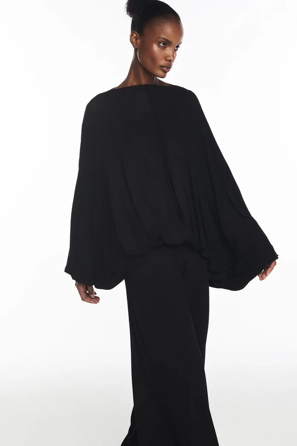 Blusa Ampla Manga Raglan Elástico Punho E Barra Malha