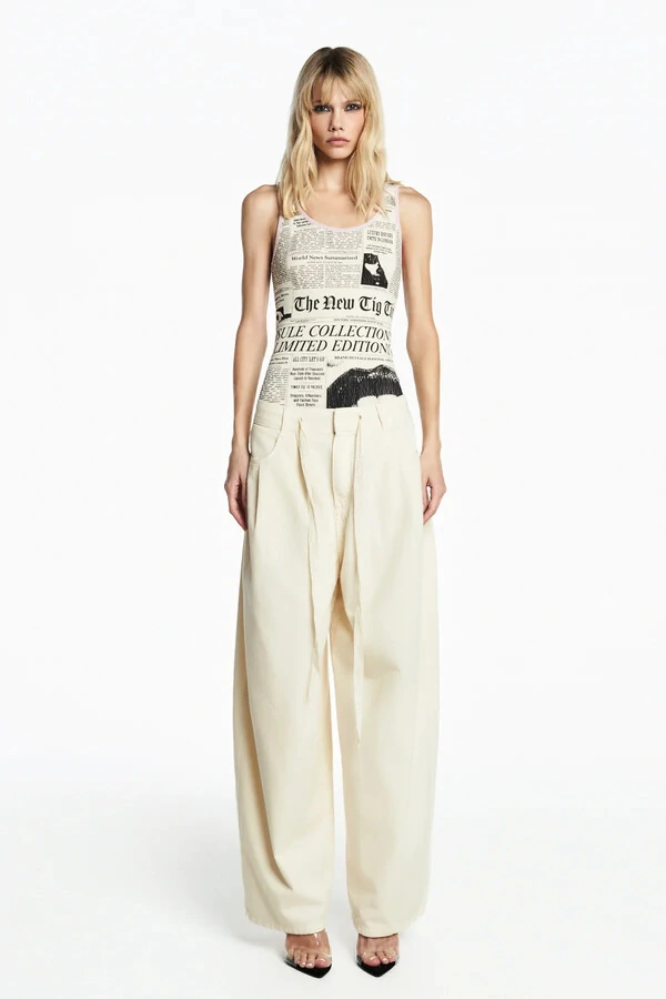 Calça pregas perna ampla sarja