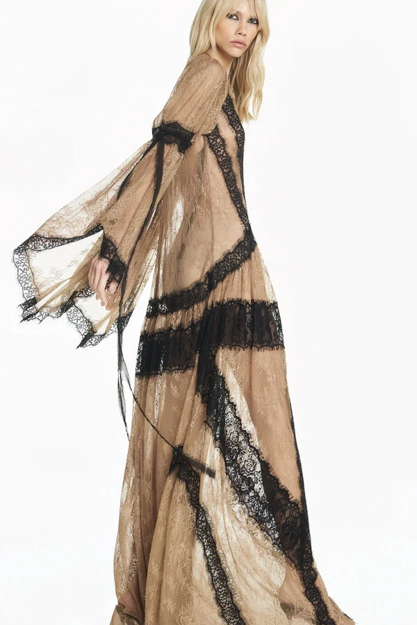 Vestido Longo Com Manga Renda Bege Escuro Com Renda Preta