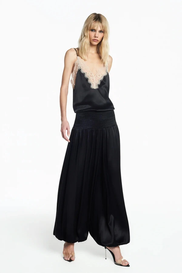 Calça pala lastex cetim