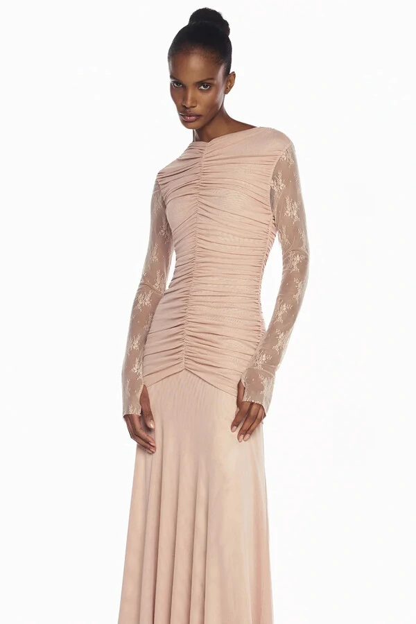 Vestido Longo Manga Longa Renda Corpo Drapeado Tule