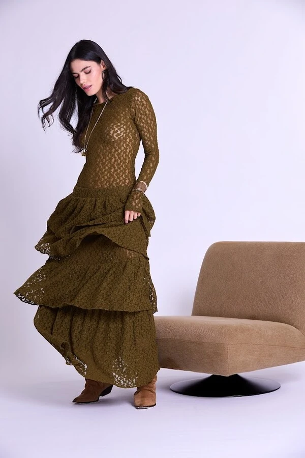 Saia Renda Babado Camadas Longa Botik