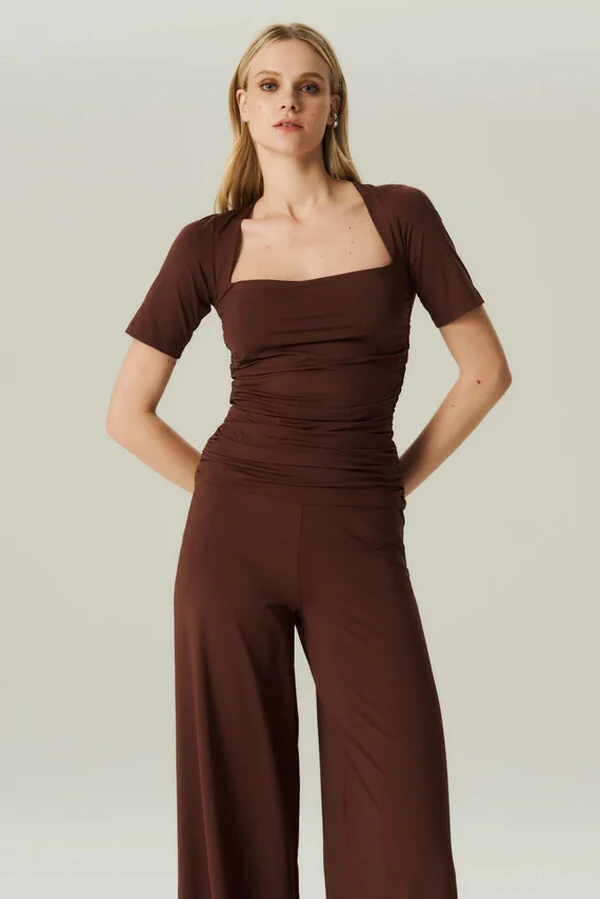 Blusa Fuida Decote
