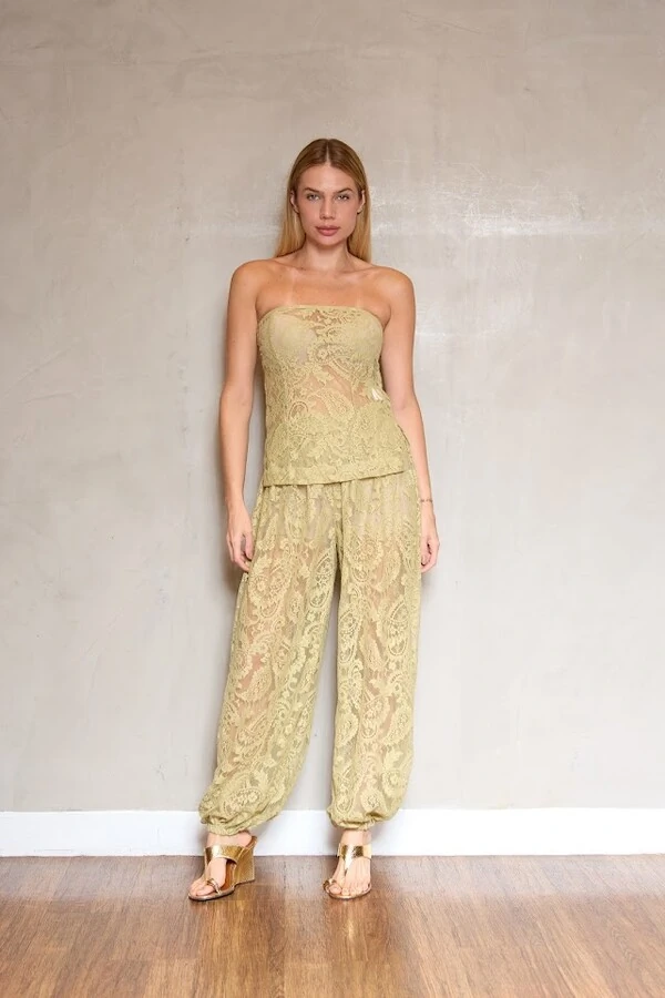 Top tomara que caia renda Botik