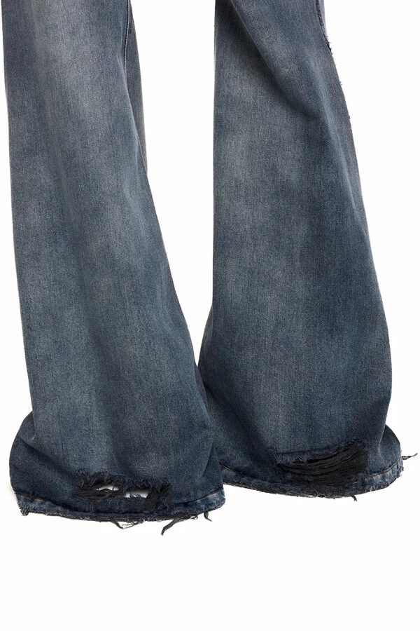 Calça Jeans Flare Boca De Sino