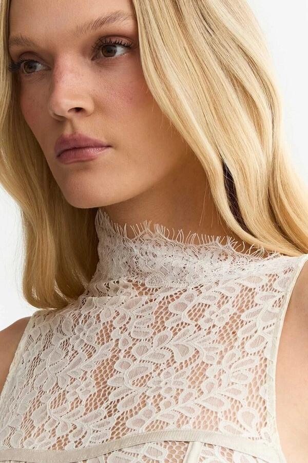 Vestido Renda Isis