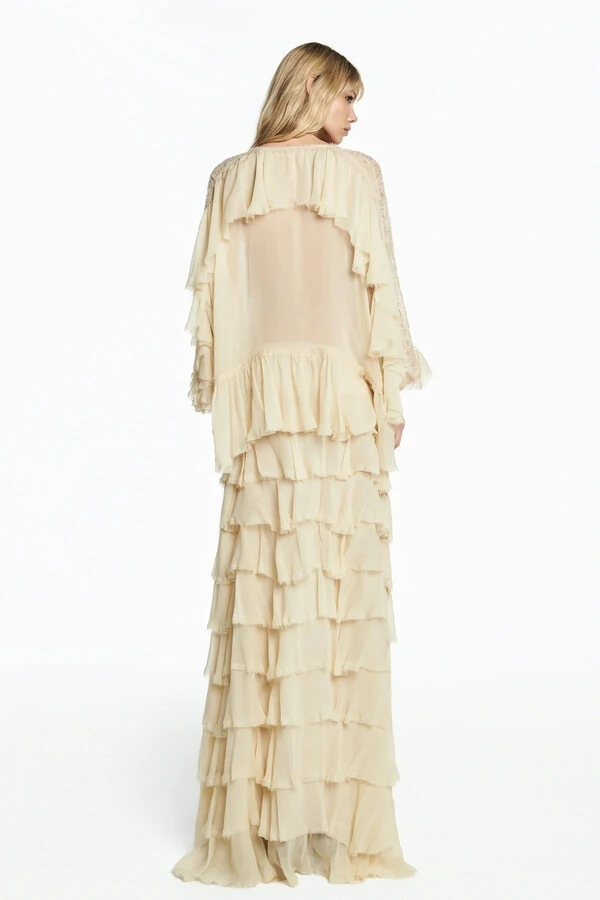 Bata babados e rendas chiffon