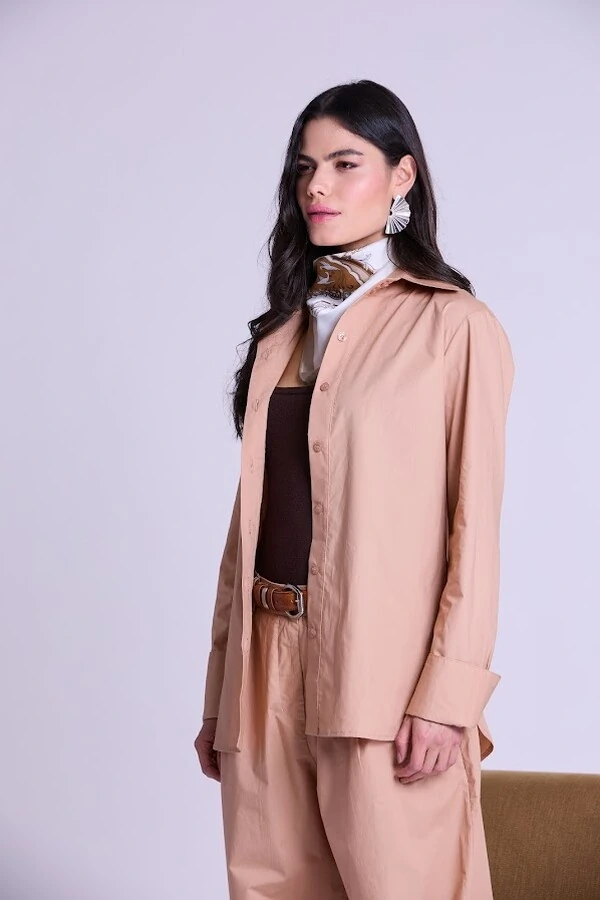 Camisa Tricoline Botik Bege Pp