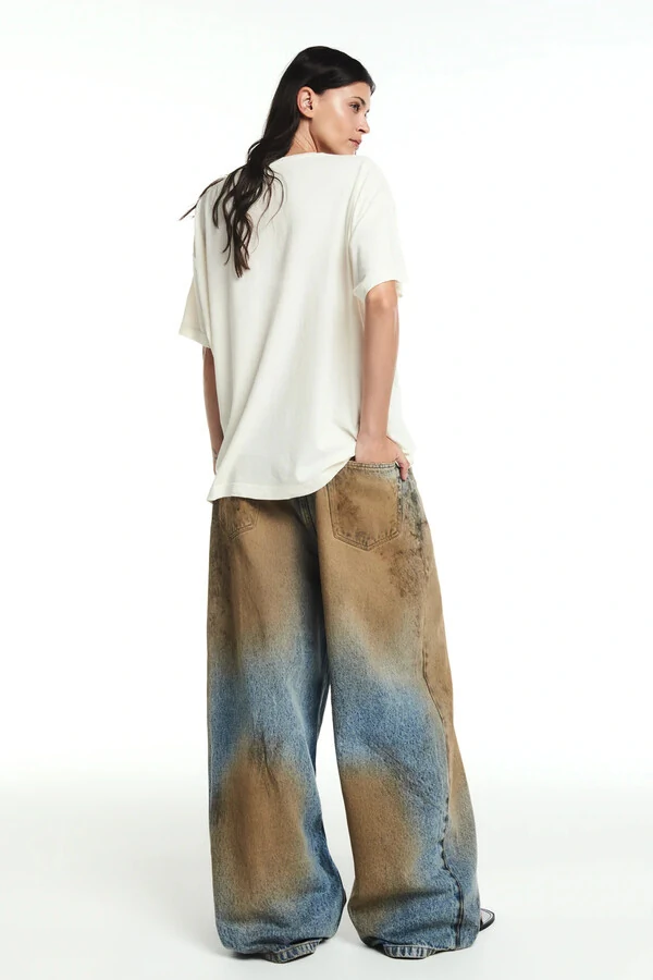 Calça Jeans ballon manchada