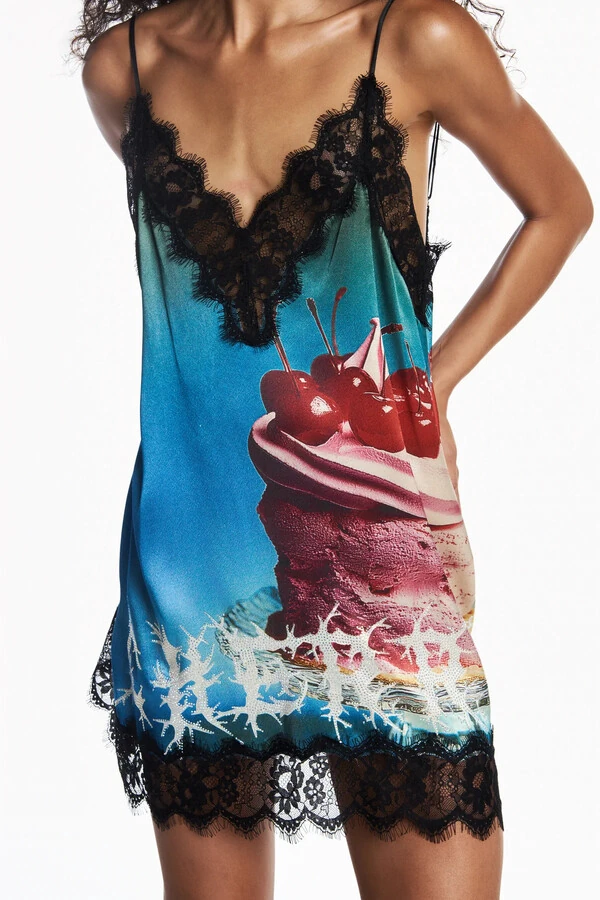 Vestido curto cetim cherry cake