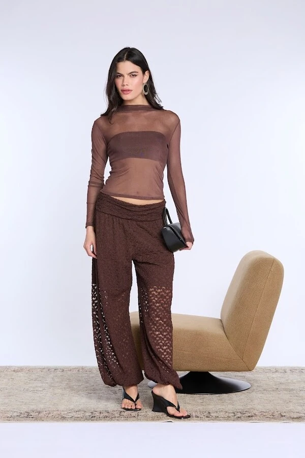 Blusa Tule Com Top Botik