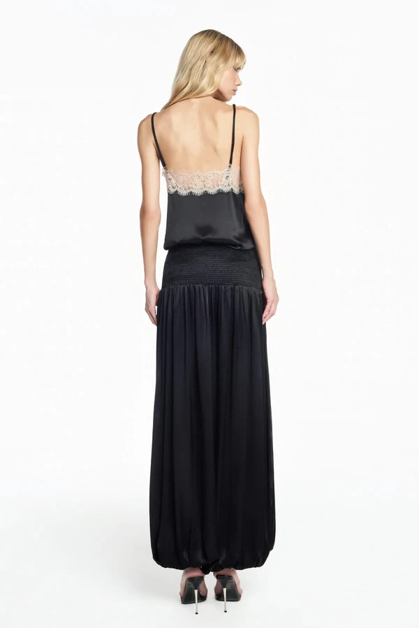 Calça pala lastex cetim