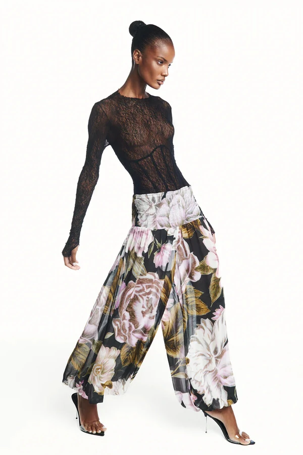 Calça pala e punho lastex floral estampado