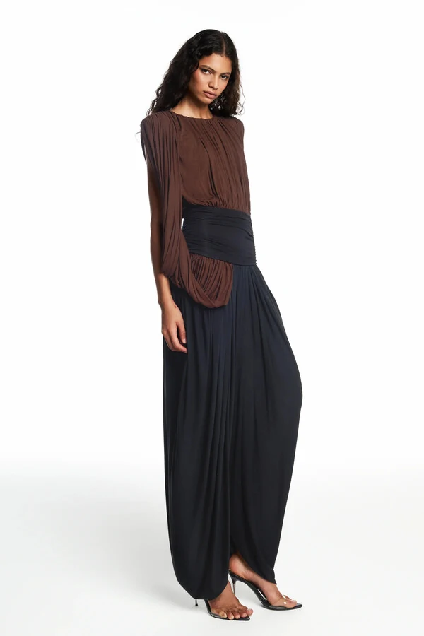 Blusa pala e corpo drapeados