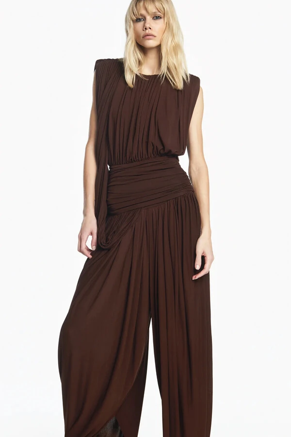 Calça pala drapeada perna ampla