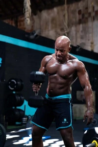 Bermuda Retrô Marinho e Ciano