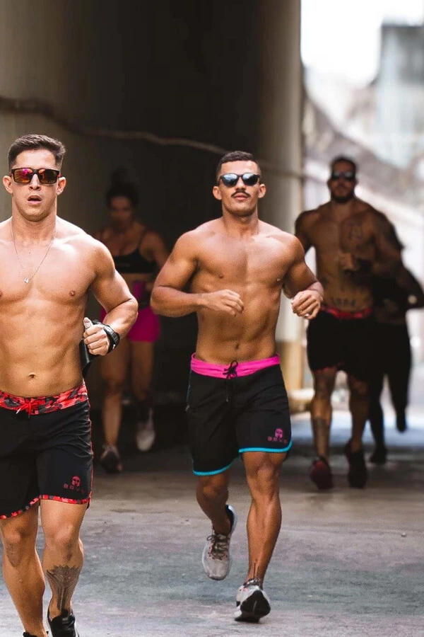 Bermuda Retrô Preta Rosa e Azul