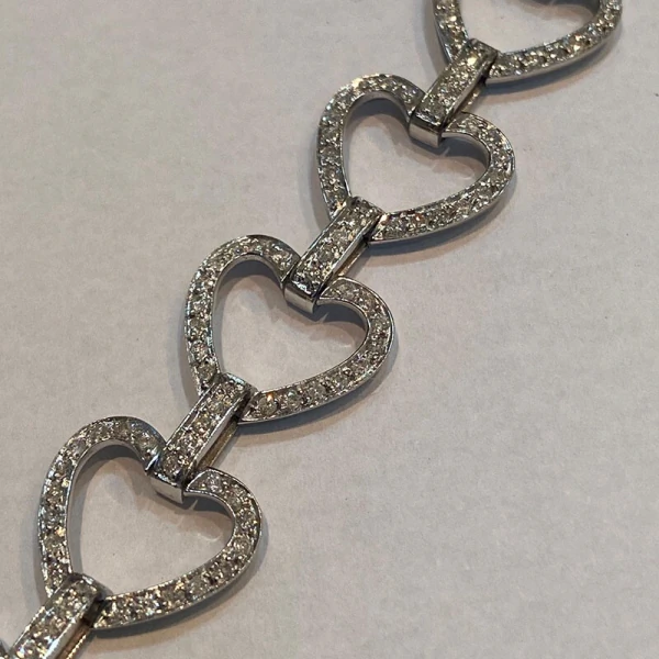 Pulseira Corações Diamantes