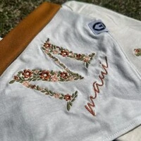 Bandana Bordada Floral Personalizada para Cachorro