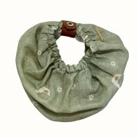 Snood Patinhos e Margaridas - Guarda Orelhas para cachorros de orelha longa - Cavalier, Cocker