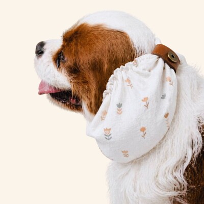 Foto Snood Florzinhas - Guarda Orelhas para cachorros de orelha longa - Cavalier, Cocker