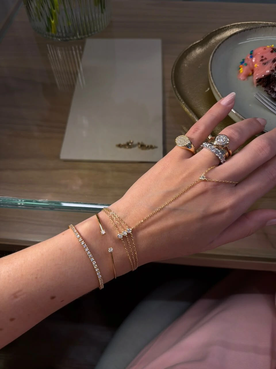 Foto Hand Chain Versailles Moissanite