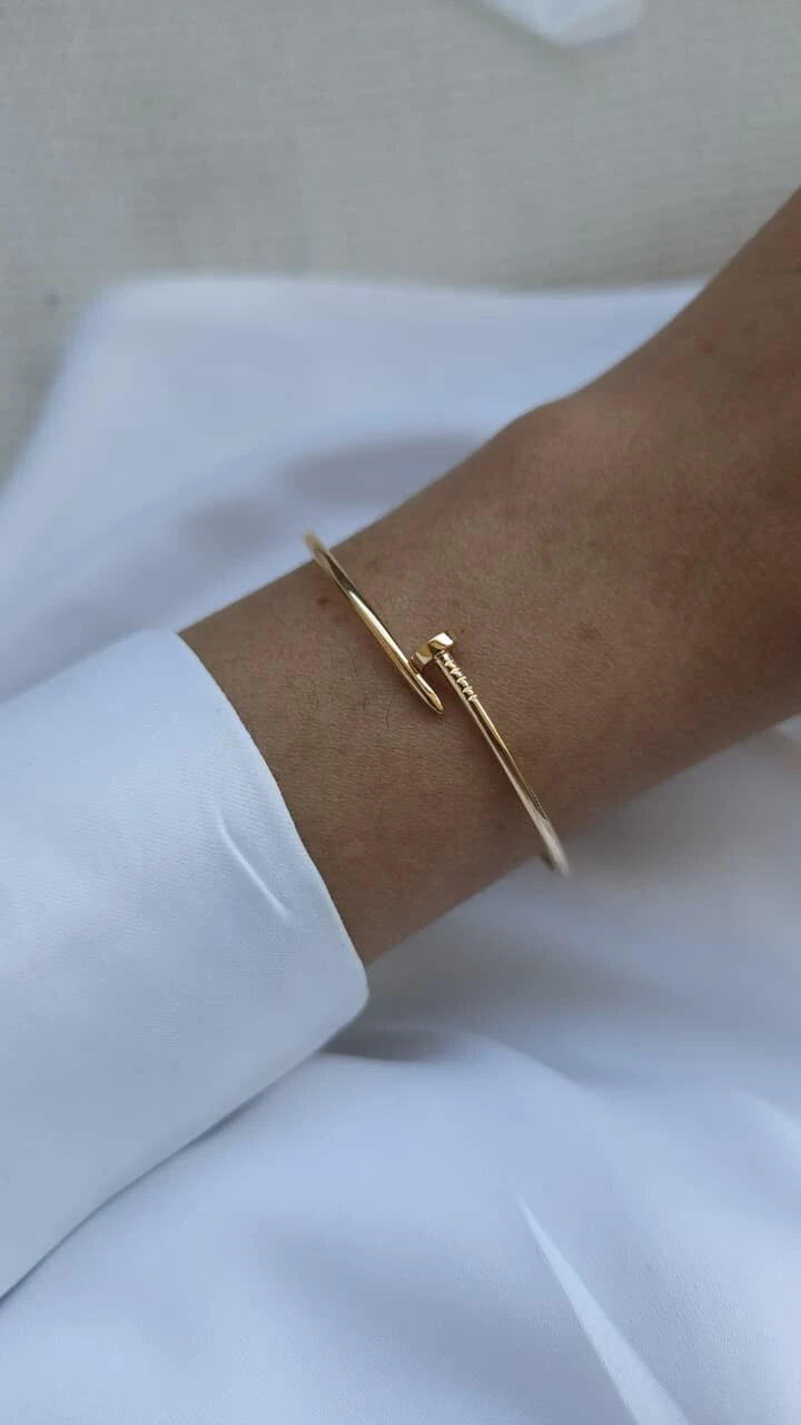 Foto Bracelete Prego Dourado