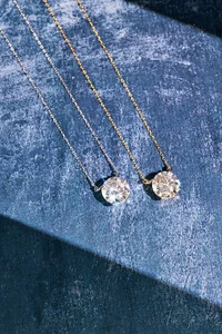 Colar Solitário Moissanite Dourado 8mm