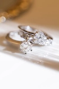 Anel Solitário Divine Moissanite