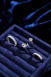 Anel Solitário Divine Moissanite