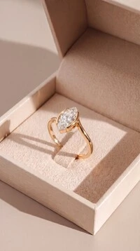 Anel Dourado Navete Shape