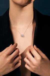 Colar Solitário Moissanite