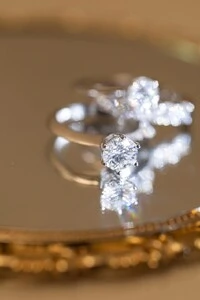 Anel Solitário Divine Moissanite