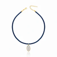 Colar Fios de Seda Nexus