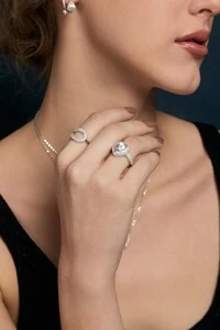 Anel Bvlgari Moissanite