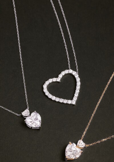 FotoColar Heart Moissanite