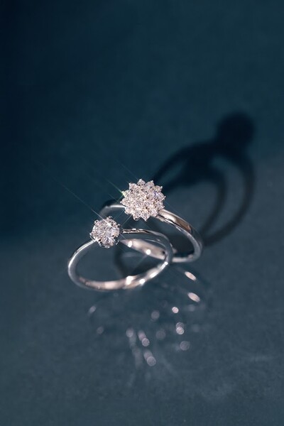Foto Anel Daisy Moissanite