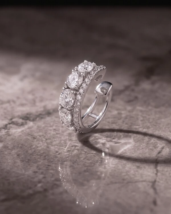 Fake Piercing Ísis Moissanite
