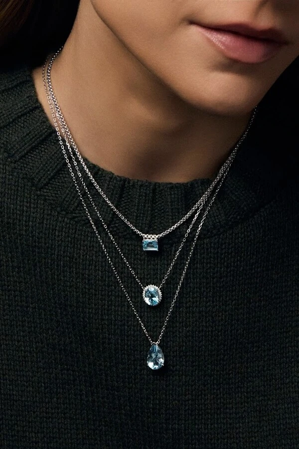 Colar Magnólia Topázio Sky & Moissanite