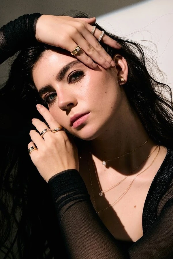 Anel Dedinho Modern Moissanite