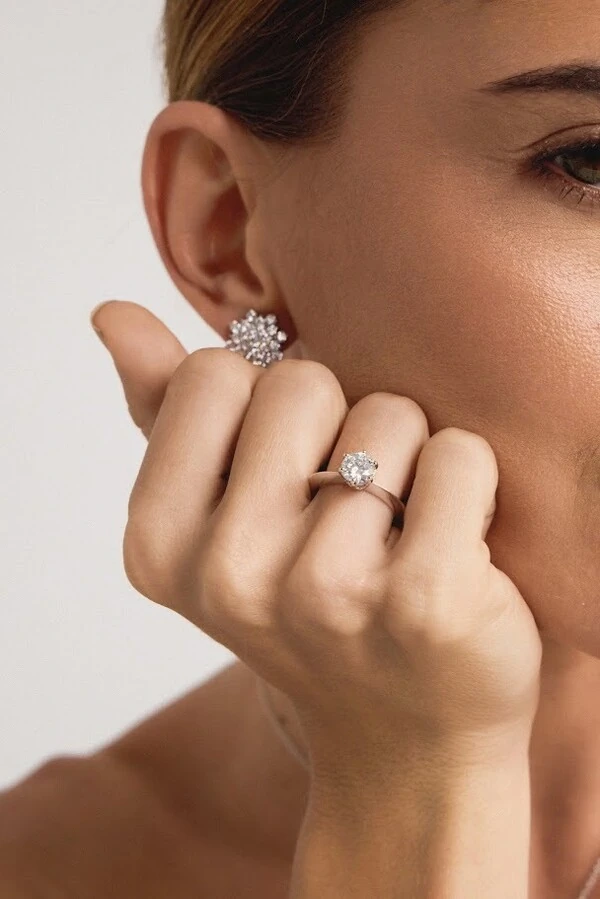 Anel Solitário Lumina