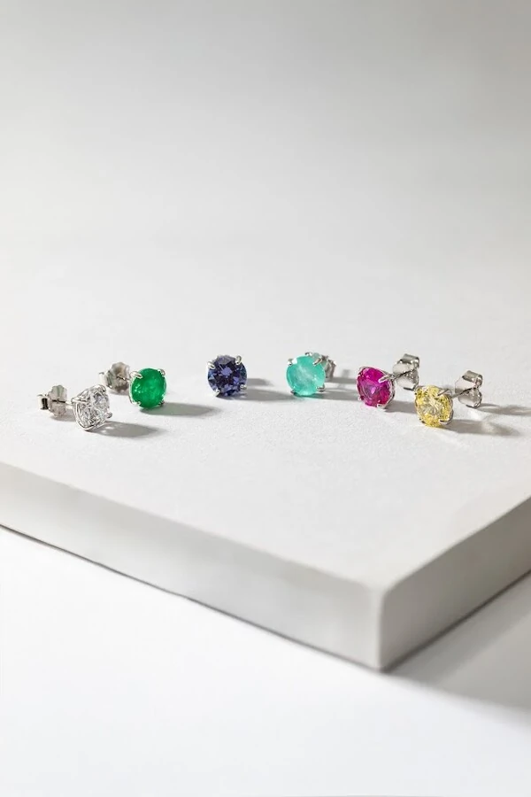 Brinco Ponto de Luz 8mm