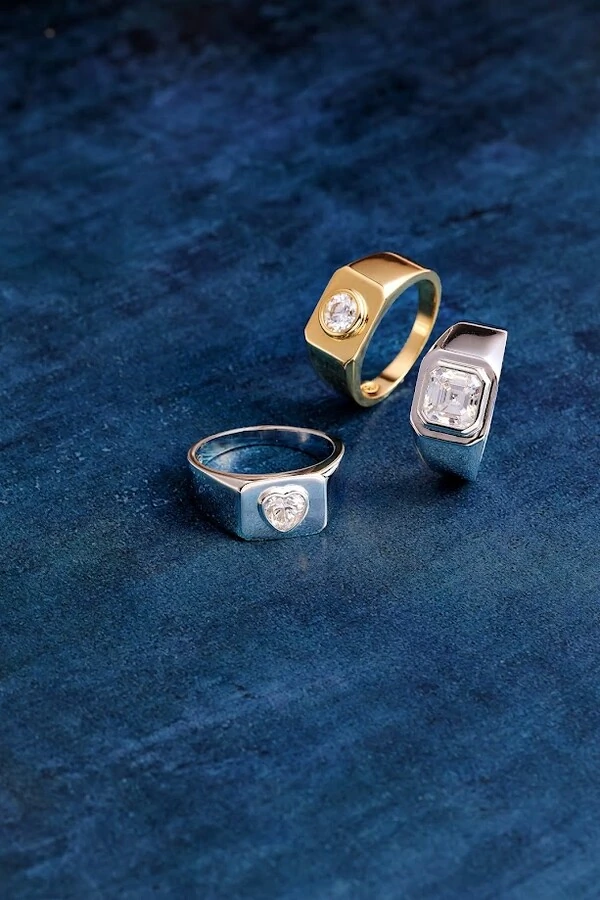 Anel Dedinho Modern Moissanite